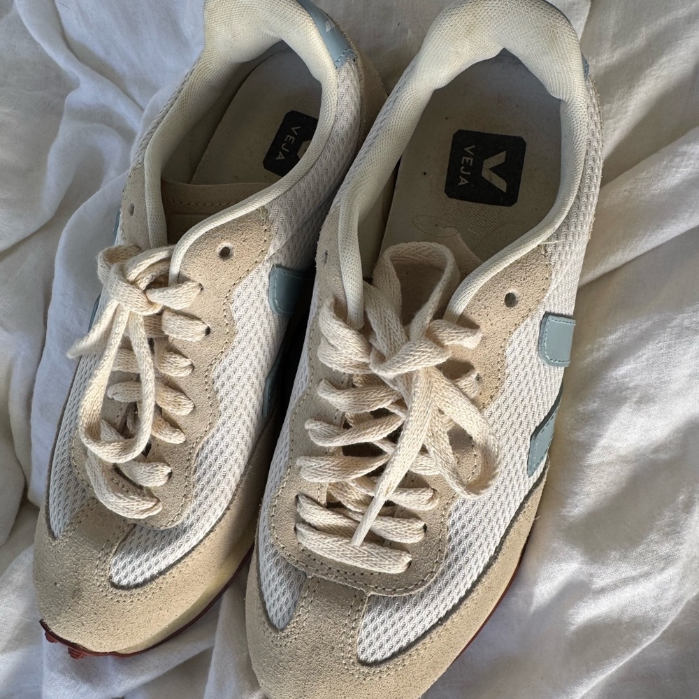 NEW Veja Rio Branco Alveomesh Sneaker women size 7 cream gravel steel MINT - Picture 8 of 11